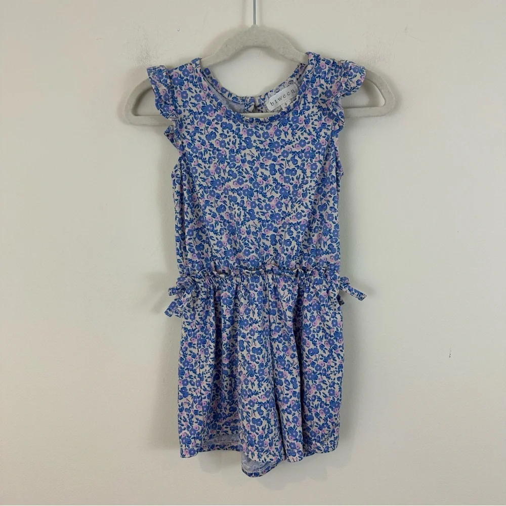 Btween Blue and Purple Floral Ruffle Sleeve Kids Romper Size 5 Girl's